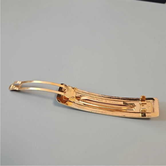 CHANEL GOLD HAIR BARETTE - Picture 10 of 10